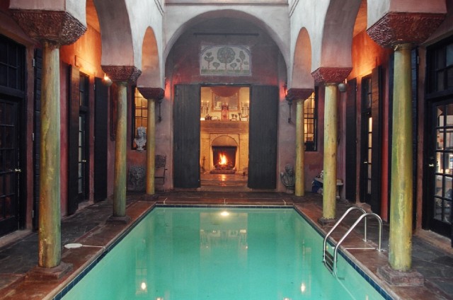 Swimming pool in large vestibule of small house in Charleston. (newworldbyzantine.com)